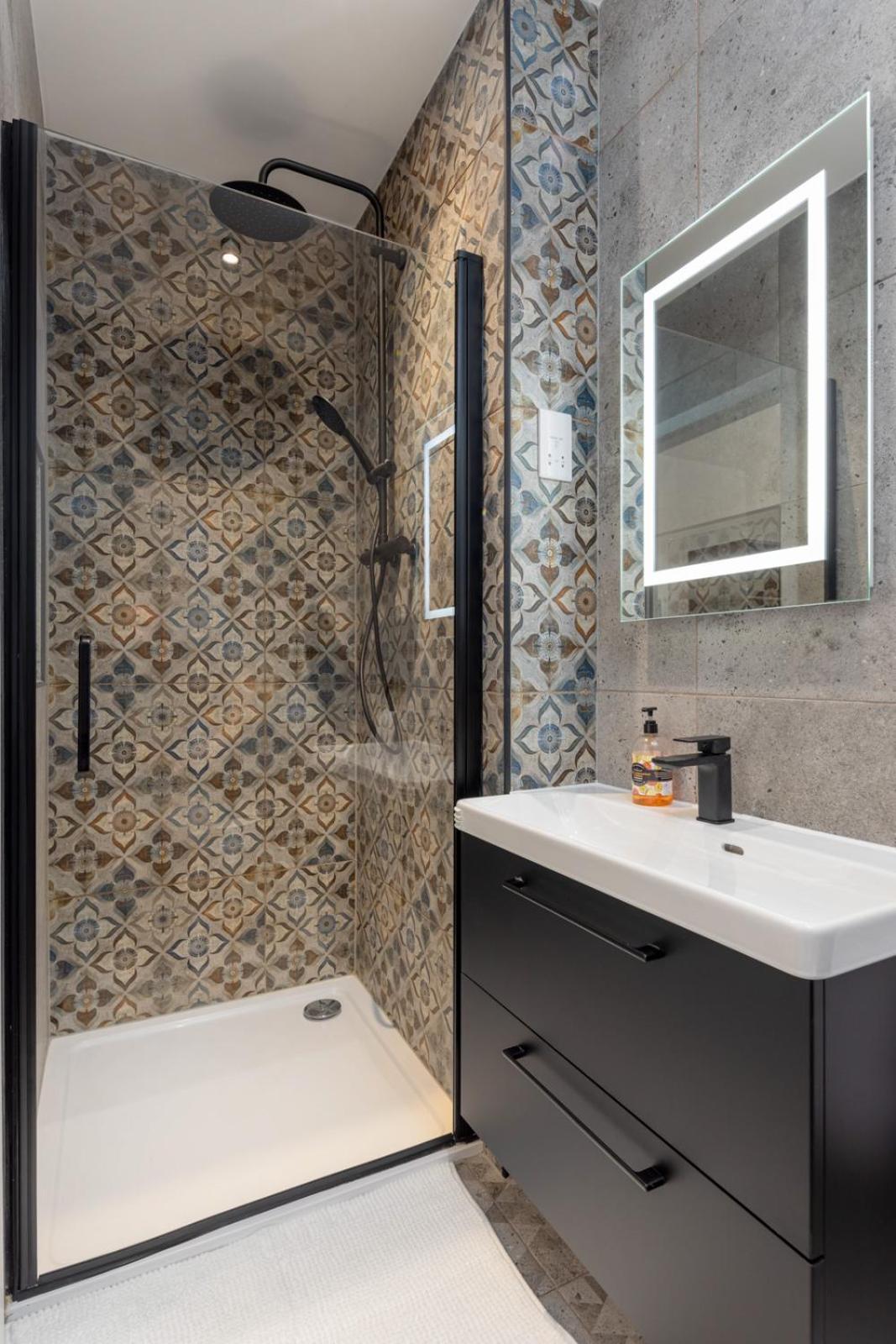 Flatzy - 16 Guests 4 En-Suite Central Apartment A Liverpool Dış mekan fotoğraf